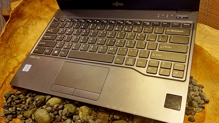 【日系血統、堅固輕薄】Fujitsu LIFEBOOK U937 簡易測評