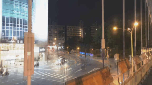 【開箱Ｘ深度體驗】SwiftCam M4三軸穩定器－跟”搖晃"說再見!(動圖多!請耐心等待)