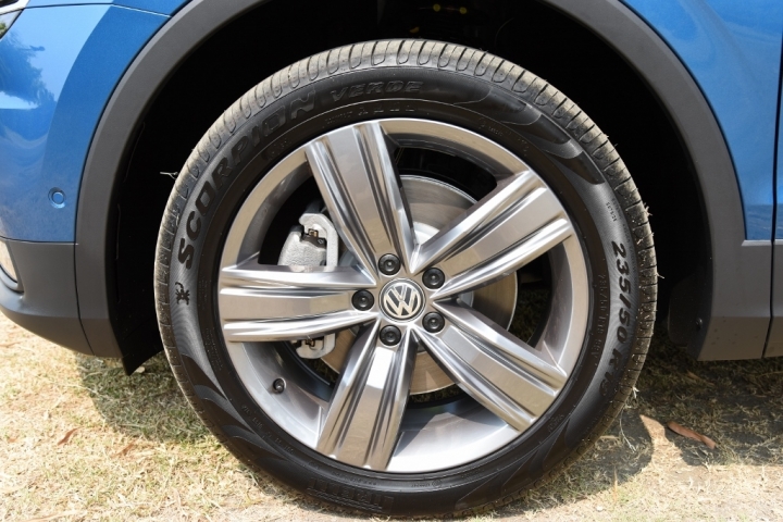【微開箱】MY18 THE NEW TIGUAN 330TSI 加勒比海藍~~~