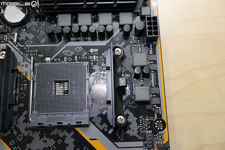 [開箱] 五年保AM4入門首選ASUS 重新定義TUF系列B350M-GAMING