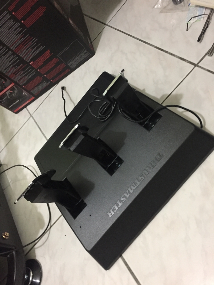 全台首發!!Thrustmaster TS-XW Racer SPARCO p310賽車方向盤+ap2賽車架+Bose QC35消噪耳機+Bose Solo 5 電視音響開箱