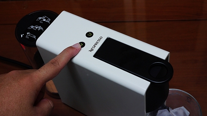 麻雀雖小 五臟俱全Nespresso Essenza Mini用夏日特調Affogato度過炎炎夏日