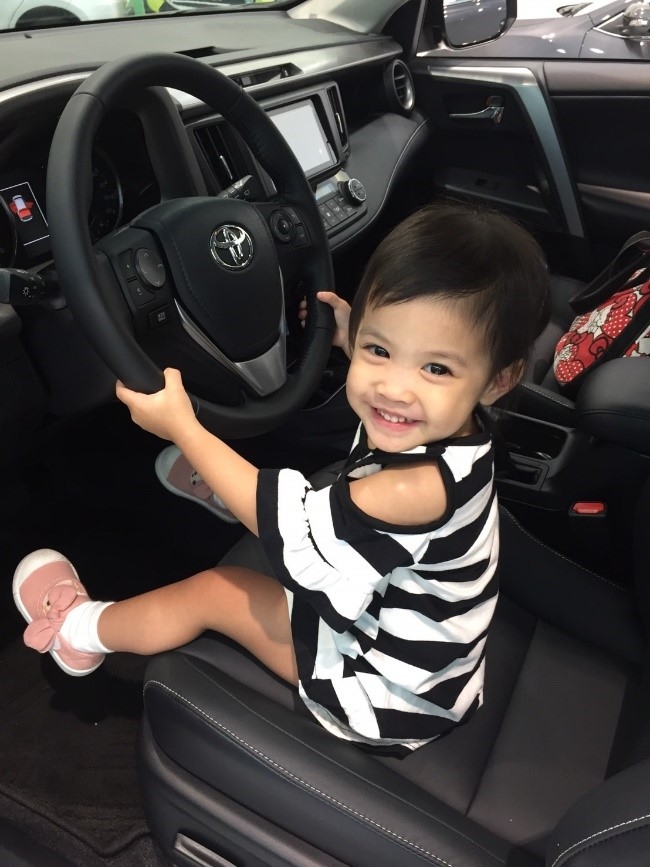 RAV 4 和CX5展間看車心得 (含圖)