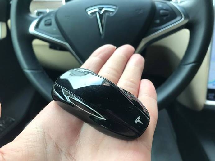 Tesla不比加速還有優勢嗎？卡丁車賽車場心得～
