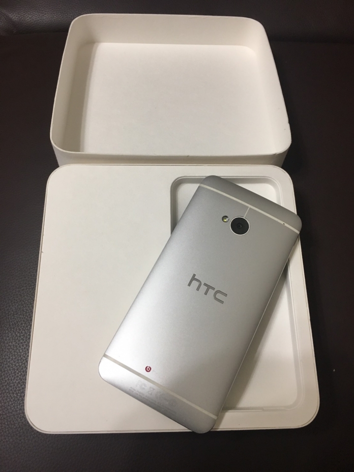 HTC NEW ONE 時代的眼淚