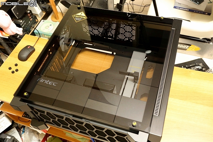 [開箱] ANTEC P110 Luce 開箱安裝心得