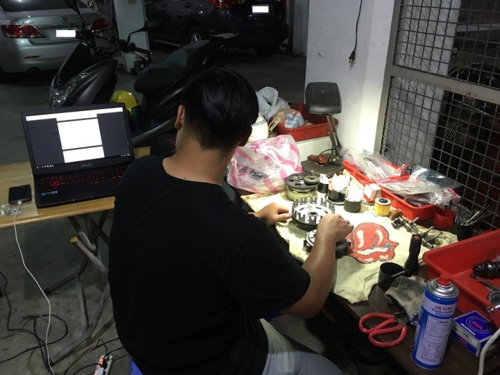 2016 YAMAHA FZR150 復活紀錄(圖多/縮時攝影)