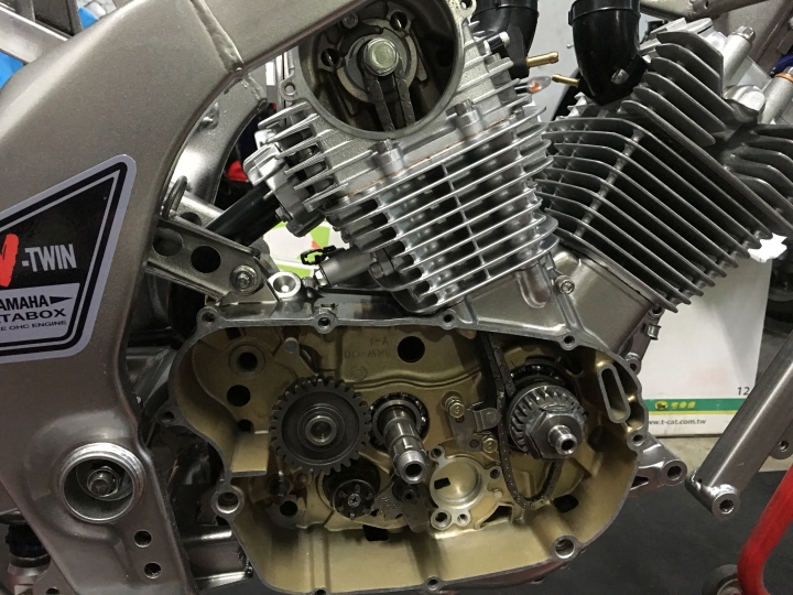 2016 YAMAHA FZR150 復活紀錄(圖多/縮時攝影)