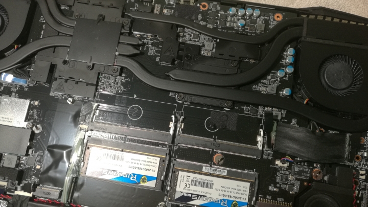 AORUS X7 V6 17吋級距的輕薄效能王者