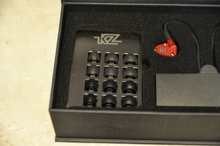 [菊]KZ ZS6 開箱