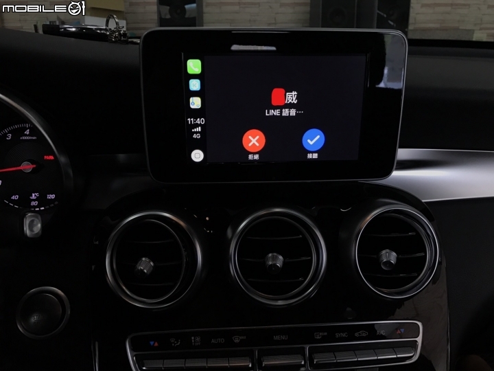 賓士 GLC 300 美規 加裝Apple CarPlay
