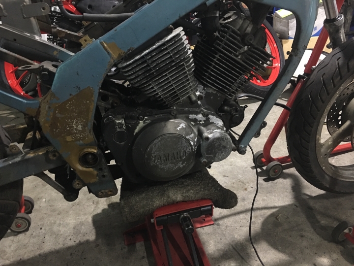 2016 YAMAHA FZR150 復活紀錄(圖多/縮時攝影)