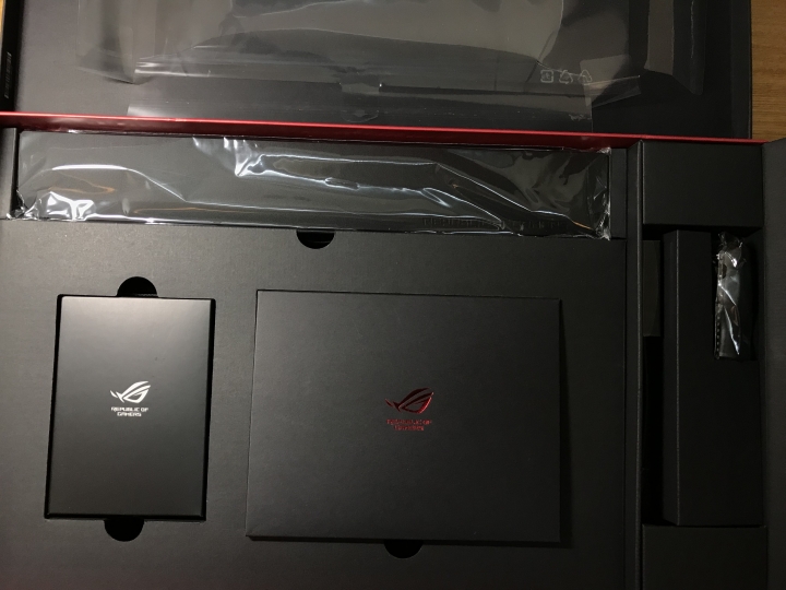 【信仰開箱】ASUS ROG Zephyrus GX501VSK (GTX1070)