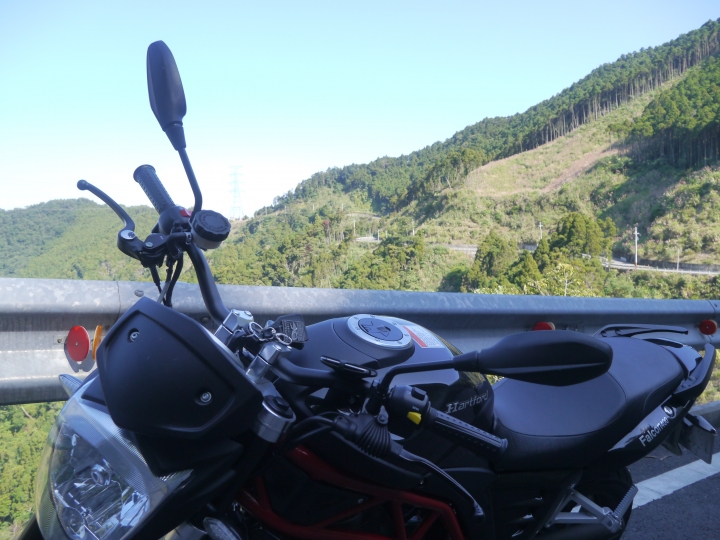 Falcon勇闖苗栗新中橫
