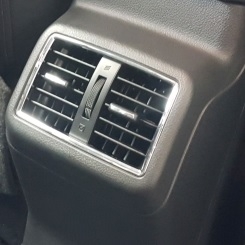 u6的光芒完全讓U5黯淡無光