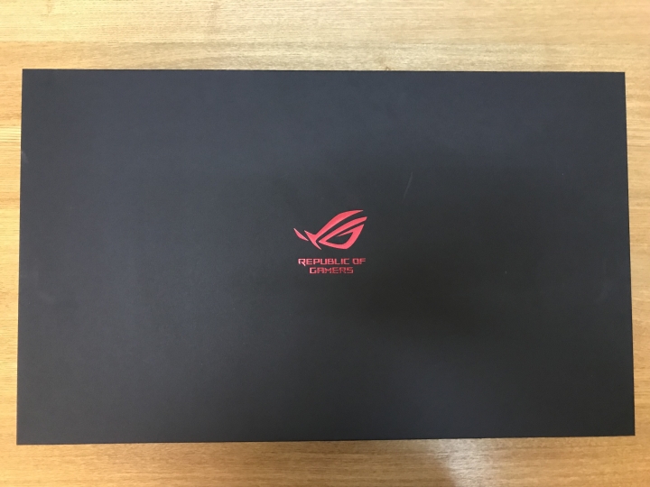 【信仰開箱】ASUS ROG Zephyrus GX501VSK (GTX1070)