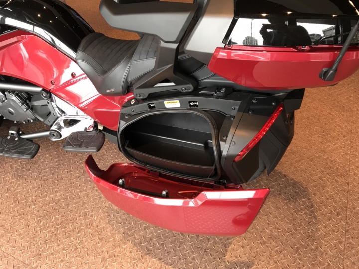 BRP can am SPYDER F3 Limited 小開箱～