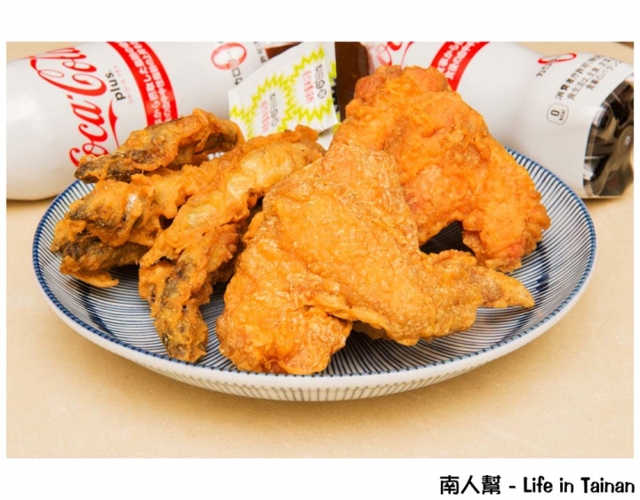 【台南中西區-美食】埔里美食台南插旗｜國華街美食｜自己的口味自己搖｜台式沾醬炸雞~犁田鹹酥雞