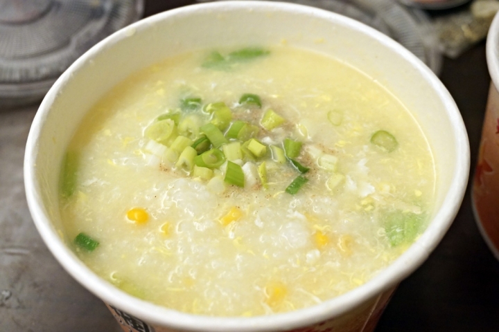 【蓁品廣東粥】食材區乾淨整齊有亮點