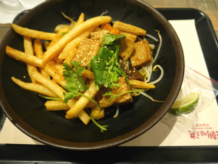 【新北市 三重/捷運先嗇宮站】潮味決炒麻辣專門(三重湯城店)-小吃新創意變化由你選擇