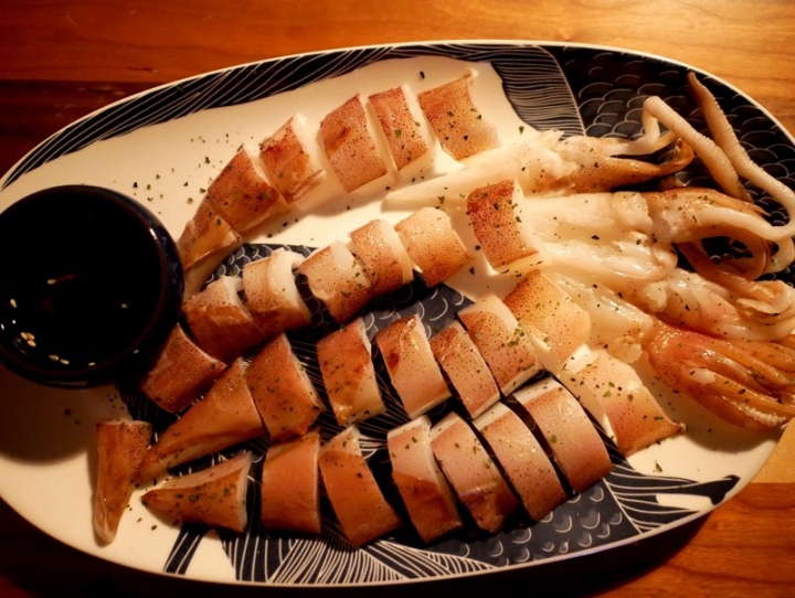 【來吧 Bar & Food & Fish & Darts】溫馨小閣樓，輕鬆放鬆