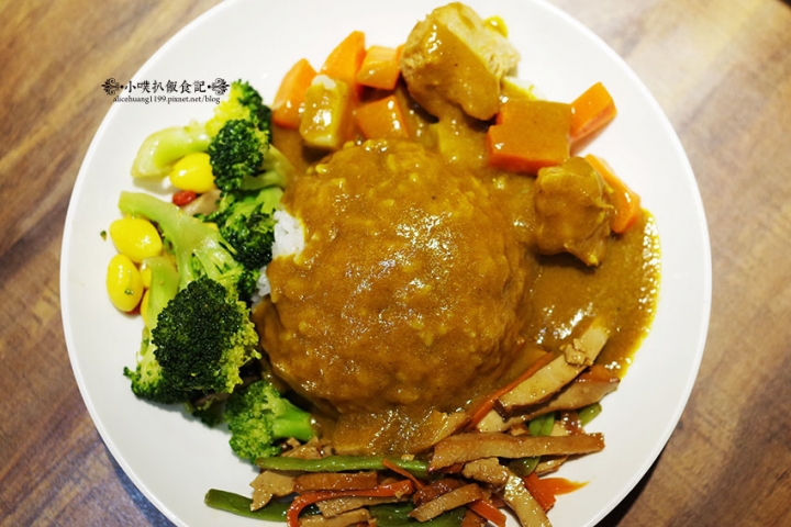 【中和素食】『十味健康素食』宜安店/近永安市場站/健康素食/平價/推XO醬抄手讚岐烏龍麵/日式咖哩蓋飯/涼拌川耳