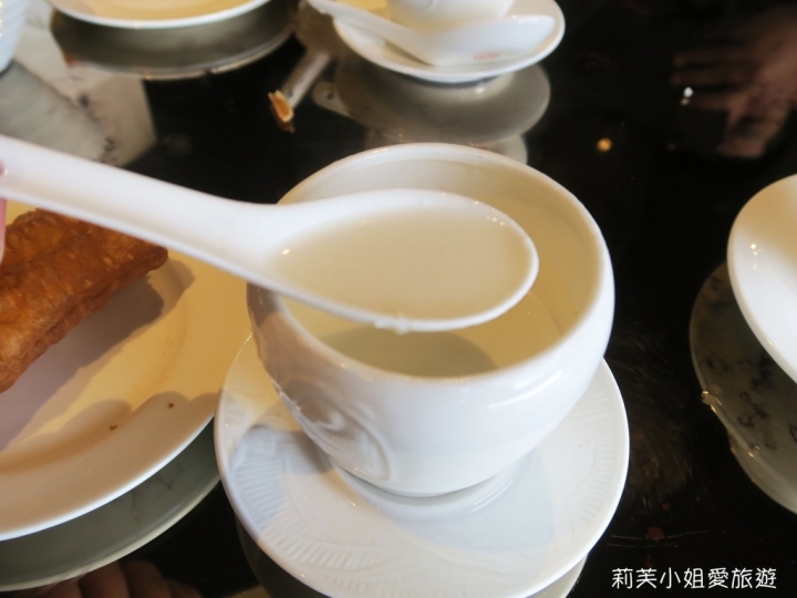 [美食] 台北 君品酒店頤宮中餐廳．細緻港式茶點、脆皮烤鴨叉燒 (台北車站)