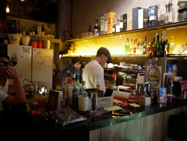 【來吧 Bar & Food & Fish & Darts】溫馨小閣樓，輕鬆放鬆