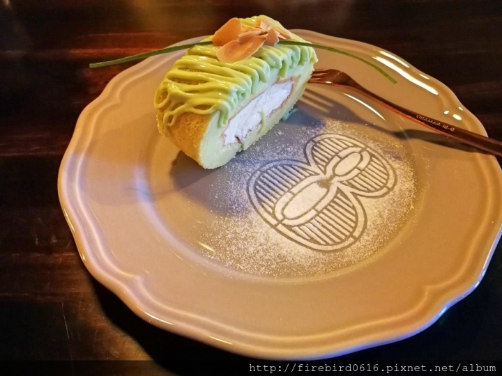 [桃園平鎮忠貞]八妹婆婆民族創藝過橋米線--創意雲南料理--頂級環境高級食材石鍋創新嘗試