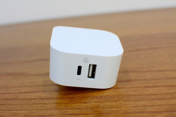 出國旅行必備--Innergie PowerJoy 30C 5.4A雙孔USB-C極速多國充電器--支援USB PD及各種快速充電QC