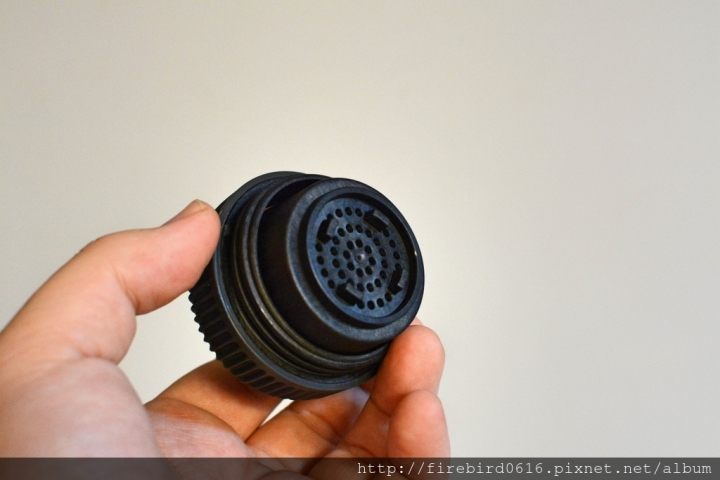 [咖啡器材分享]Wacaco Nanopresso按押式義式咖啡萃取機--Minipresso再進化--露營旅行都方便