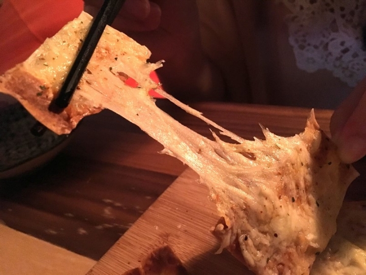 【來吧 Bar & Food & Fish & Darts】溫馨小閣樓，輕鬆放鬆