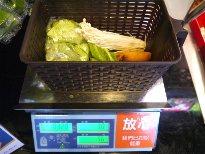 【新北市 三重/捷運先嗇宮站】潮味決炒麻辣專門(三重湯城店)-小吃新創意變化由你選擇