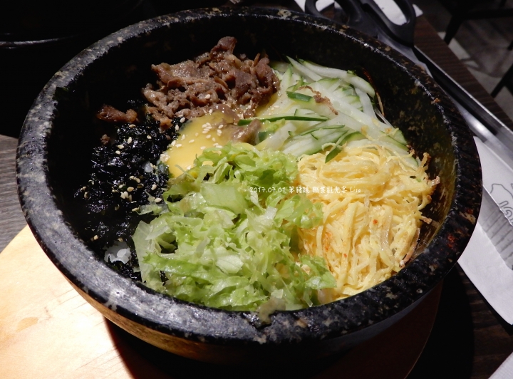 笨豬跳 Bungy Jump Korean BBQ-台北松山 專人服務韓國烤肉，小菜無限暢吃（京華城店）