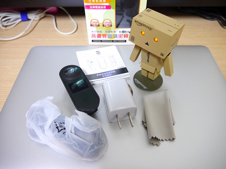 [開箱評測]5FNF if-CM580K 高畫質磁吸密錄器～可以吸在任何有鐵的地方～例如床下/車上～機車族行車記錄器！