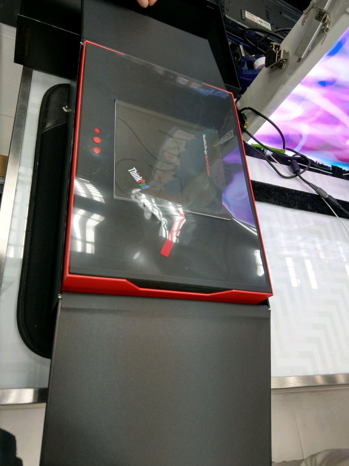ThinkPad 25 港版 專賣店內直接開箱