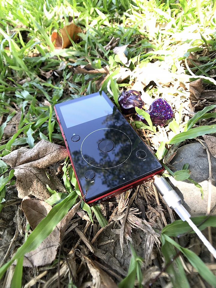 [開箱評測]FiiO Mark X3III 高解析～藍牙～支援無損音樂檔～音樂播放器～熱血騷包紅參上！
