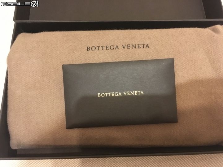 bottega veneta 拉鍊長夾 簡易開箱