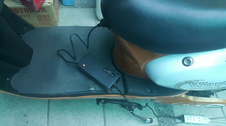 淘汰鉛酸電池換上48V24AH鋰電池DIY