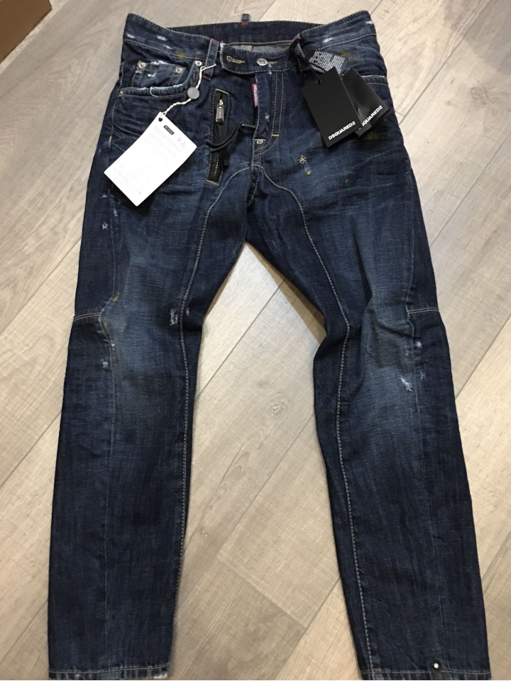 「黑五開箱第三彈」Dsquared2 類tidy biker牛仔褲&螢光綠拖鞋