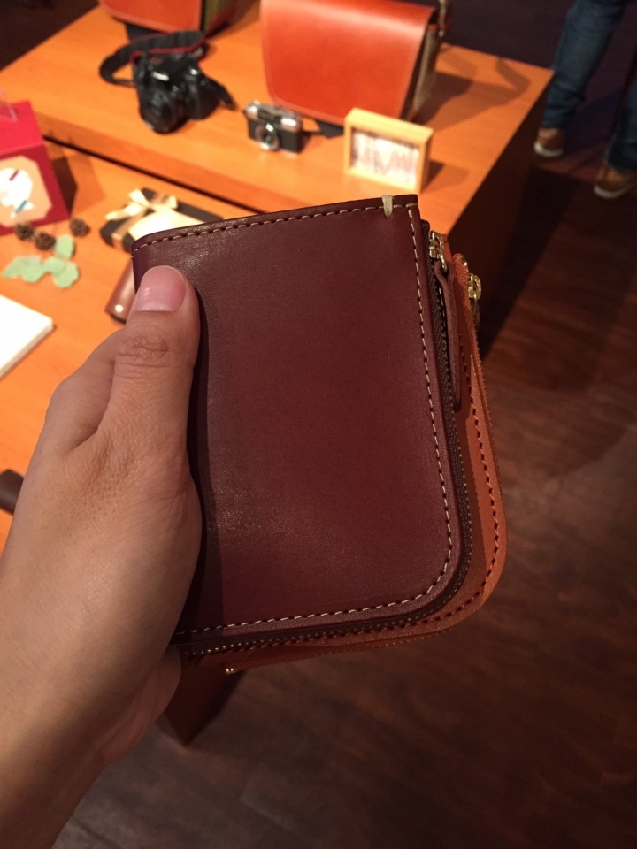 [土屋鞄] 聖誕店鋪+入手缺貨款 Diario L型拉鍊短夾