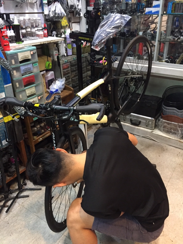 【非專業開箱】20多年沒騎車之2018 GIANT－FASTROAD COMAX1（圖多廢話多慎入）
