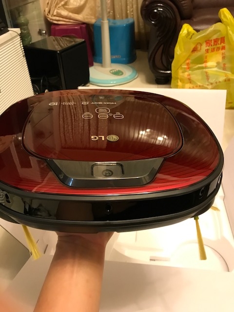 [開箱]LG 掃地機器人..