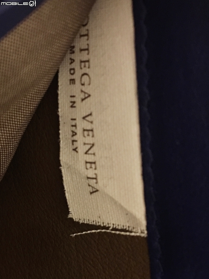 bottega veneta 拉鍊長夾 簡易開箱