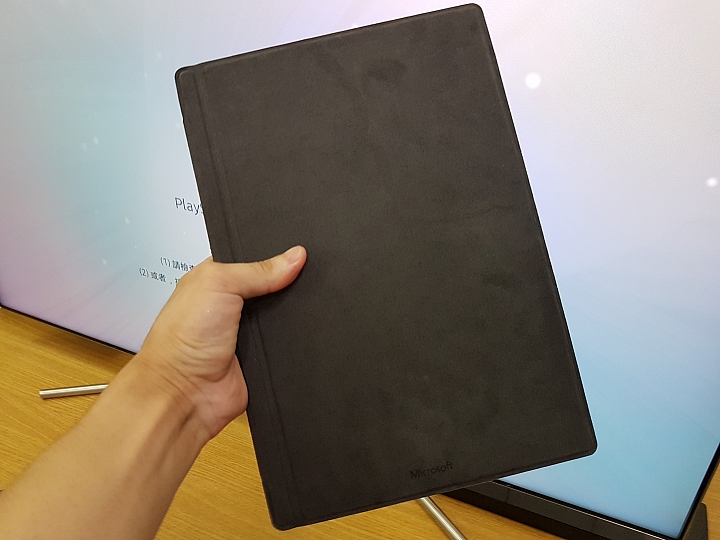 Samsung Q7F QLED量子點電視，100%色域表現，開啟你的100%視界！