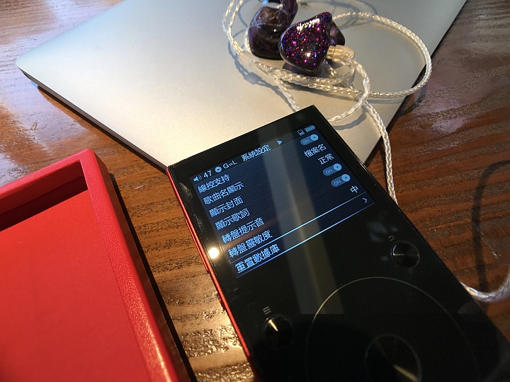 [開箱評測]FiiO Mark X3III 高解析～藍牙～支援無損音樂檔～音樂播放器～熱血騷包紅參上！
