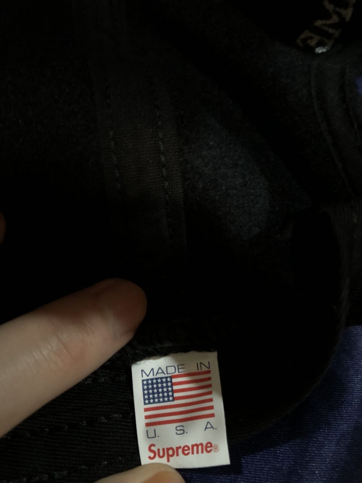 求驗supreme 6分割帽