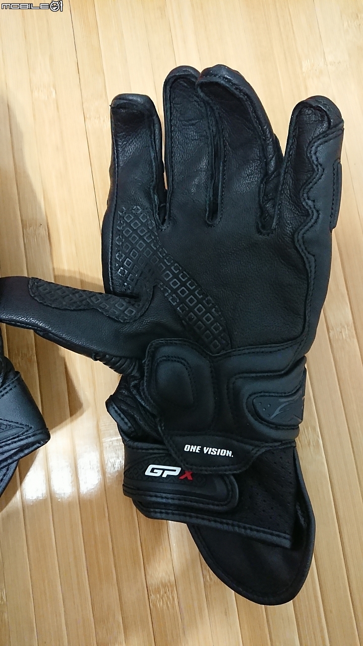 [分享] ALPINESTARS GP-X 短手套