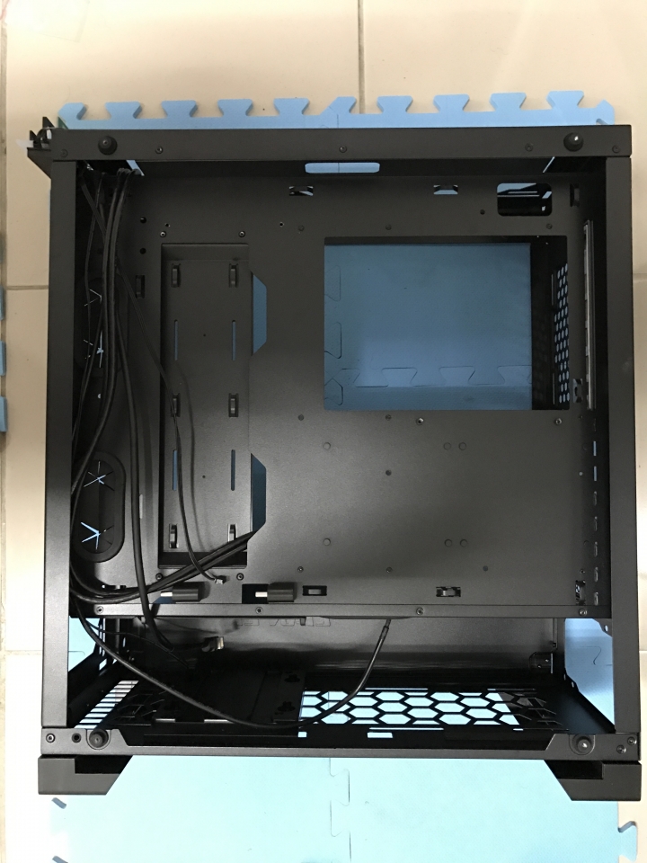 [開箱]聯力Alpha 550微開箱真上水