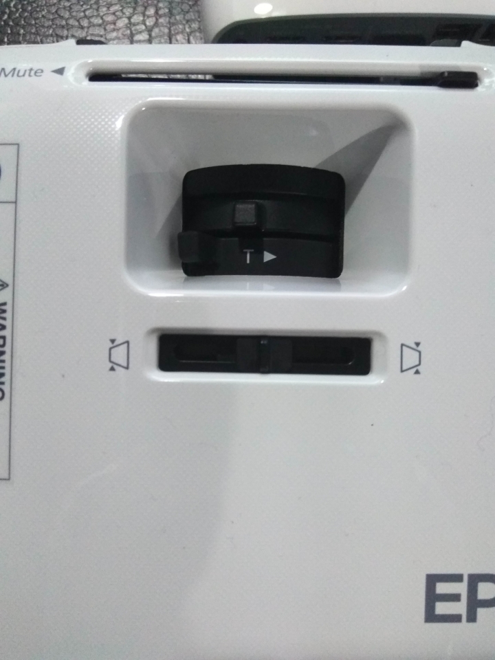 EPSON投影體驗會：01編輯EH-TW650 VS. 筆者 EH-TW5400投影機肉身試用